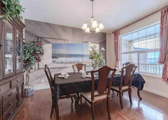2500 Sq House In Springbank Hill Bl 261818